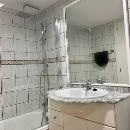 Ideal 1 Apartamento *